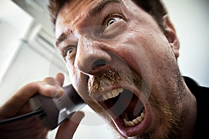 Geschaeftsmann telefoniert